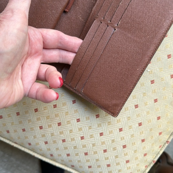 AUTHENTIC LOUIS VUITTON MONOGRAM SARAH WALLET ~ FULL SIZE ~ OODLES of STORAGE - Picture 6 of 16